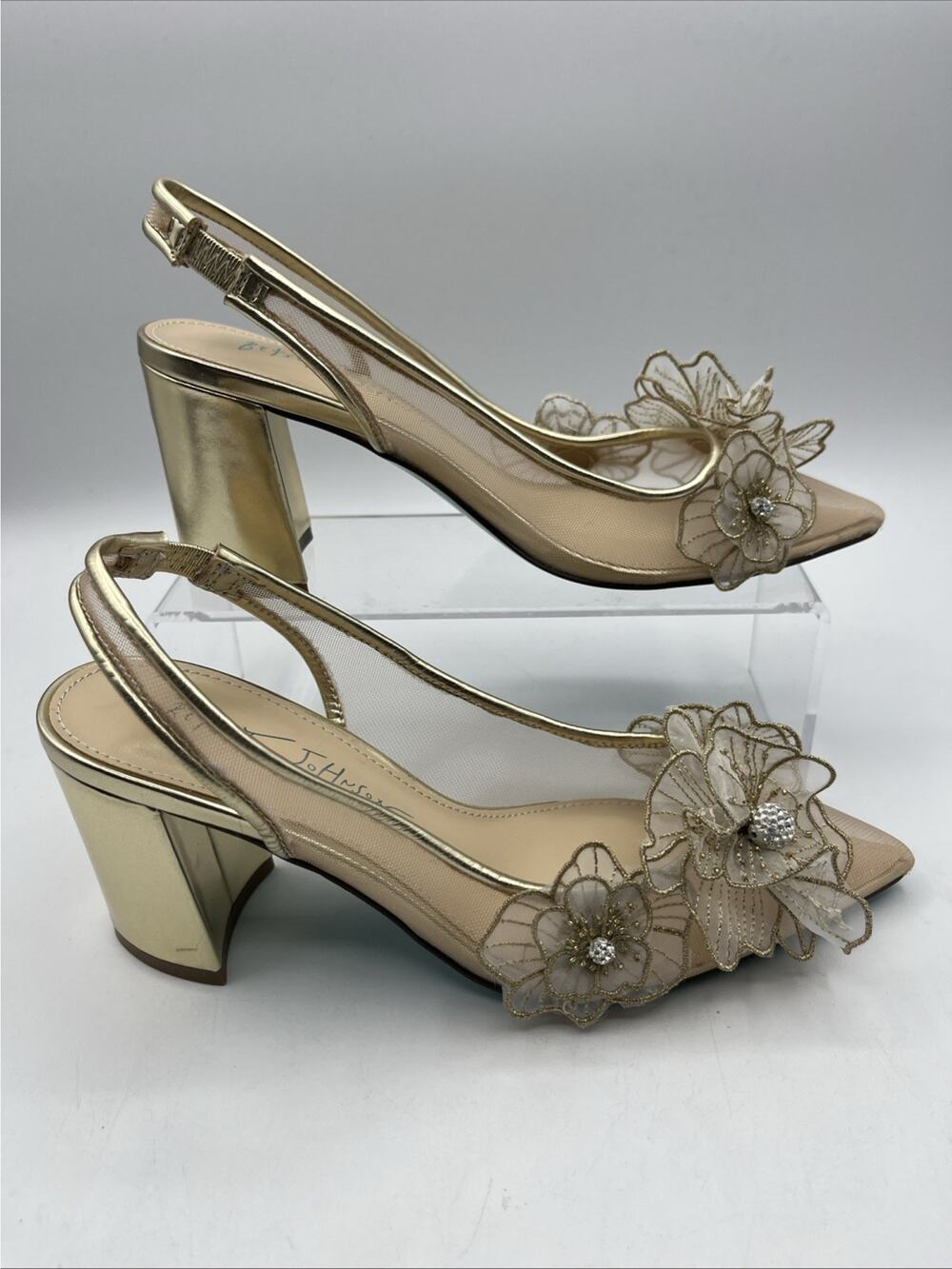 Betsey Johnson Women's Petra Flower Pump Sz 5 Slingback Pointed Toe Gold Sandal